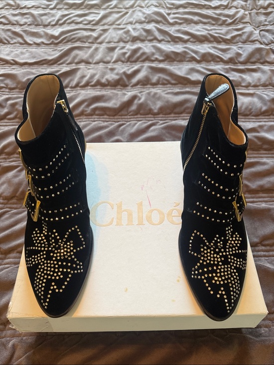 Chloe Shoes - Authentic Chloe Suzanna Black Studded Suede Ankle Boots size 37.5 women’s 7.5